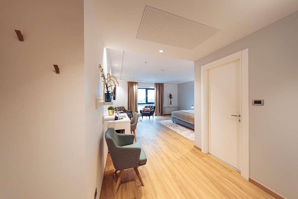 Antunovic Hotel East セスヴェテ 設備 写真